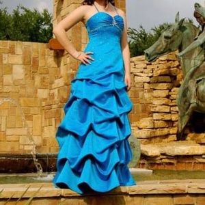 Size 7/8 blue formal gown